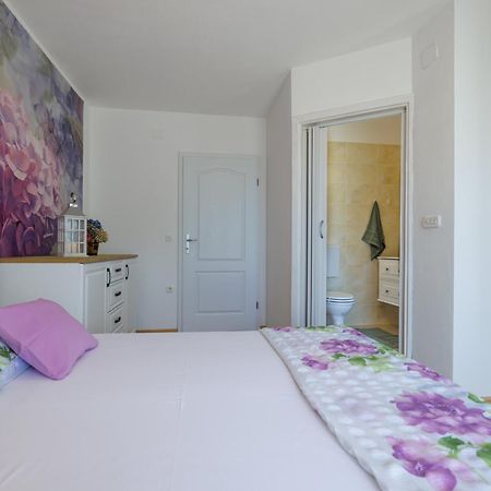 Apartmani Olea Krk Krk Town Exterior photo