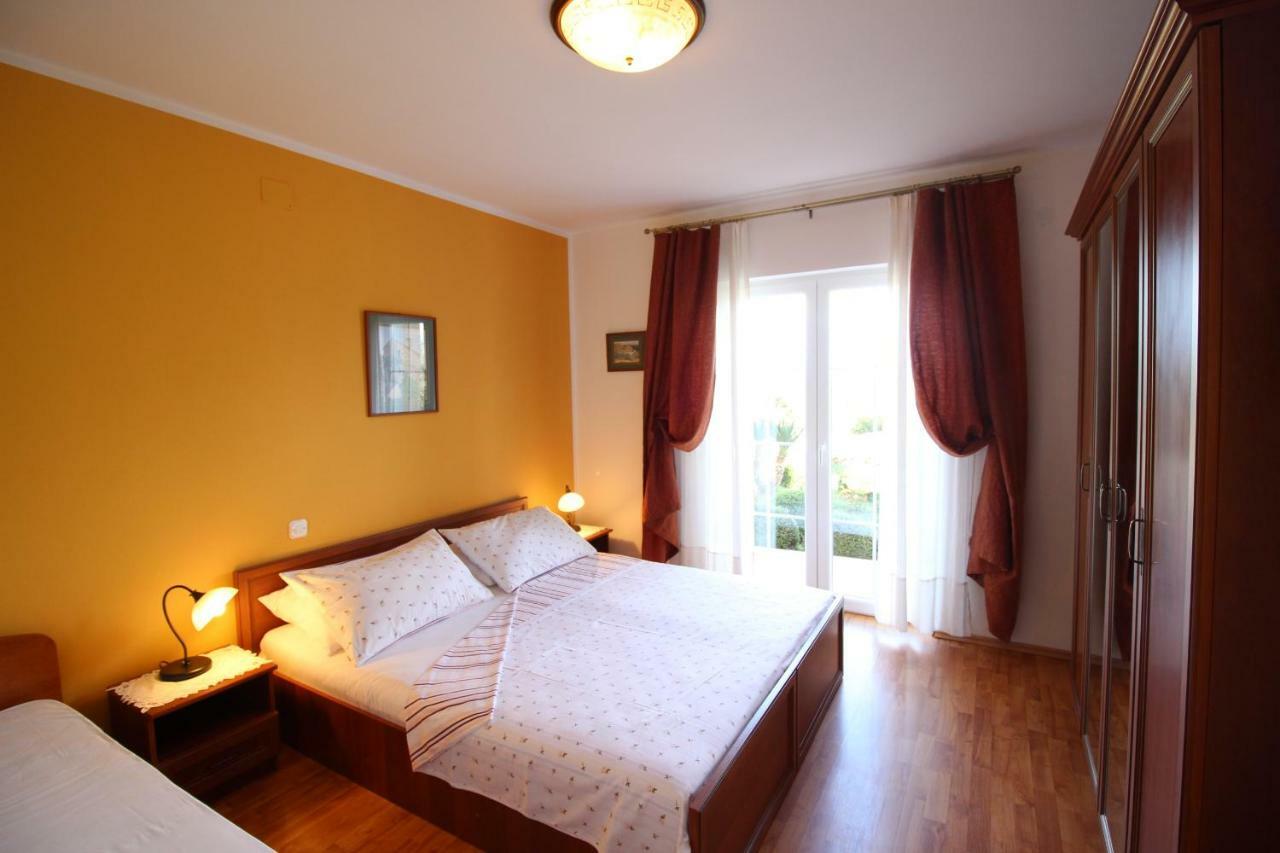 Apartmani Olea Krk Krk Town Exterior photo